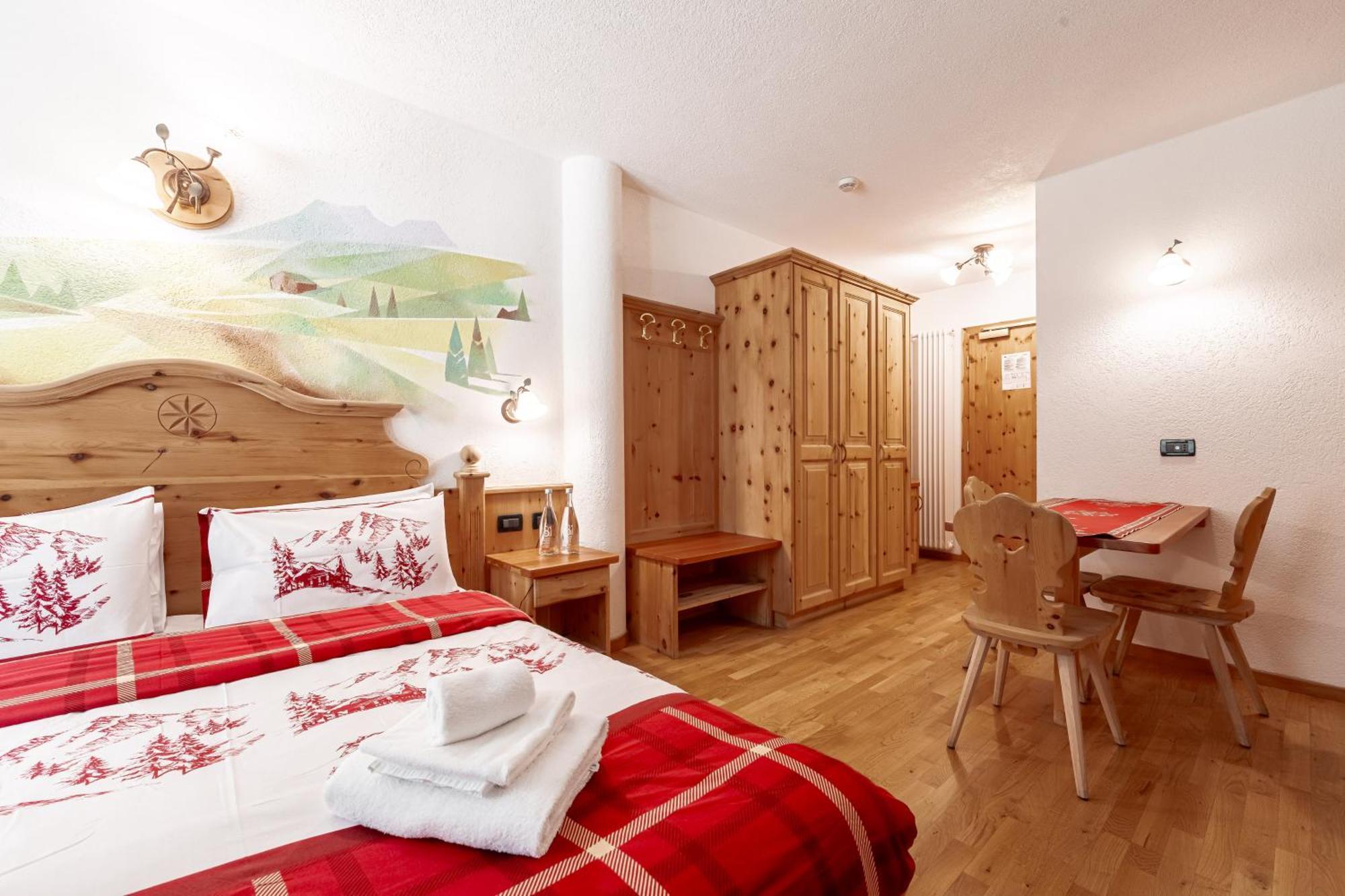 Hotel Villetta Maria Cottage Canazei Exterior photo