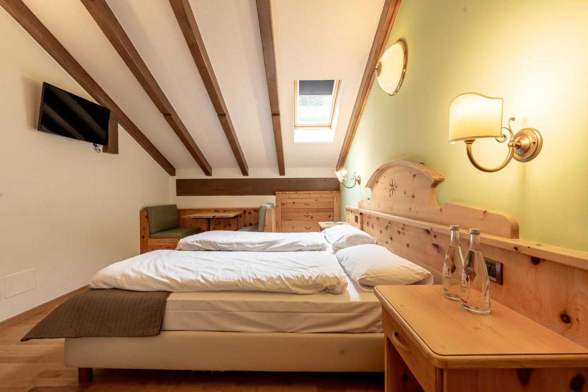 Hotel Villetta Maria Cottage Canazei Exterior photo