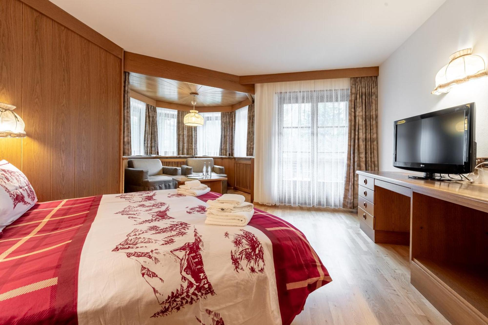 Hotel Villetta Maria Cottage Canazei Exterior photo