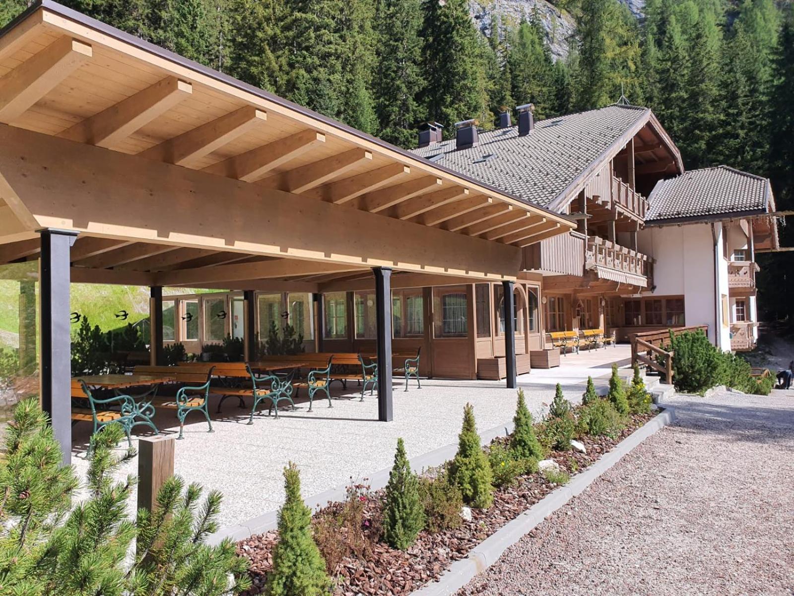 Hotel Villetta Maria Cottage Canazei Exterior photo